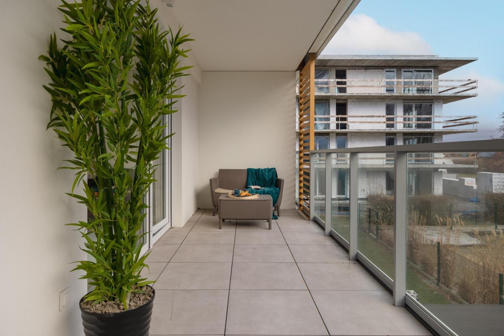 Apartment Coast With Large, Furnished Balcony In By Renters