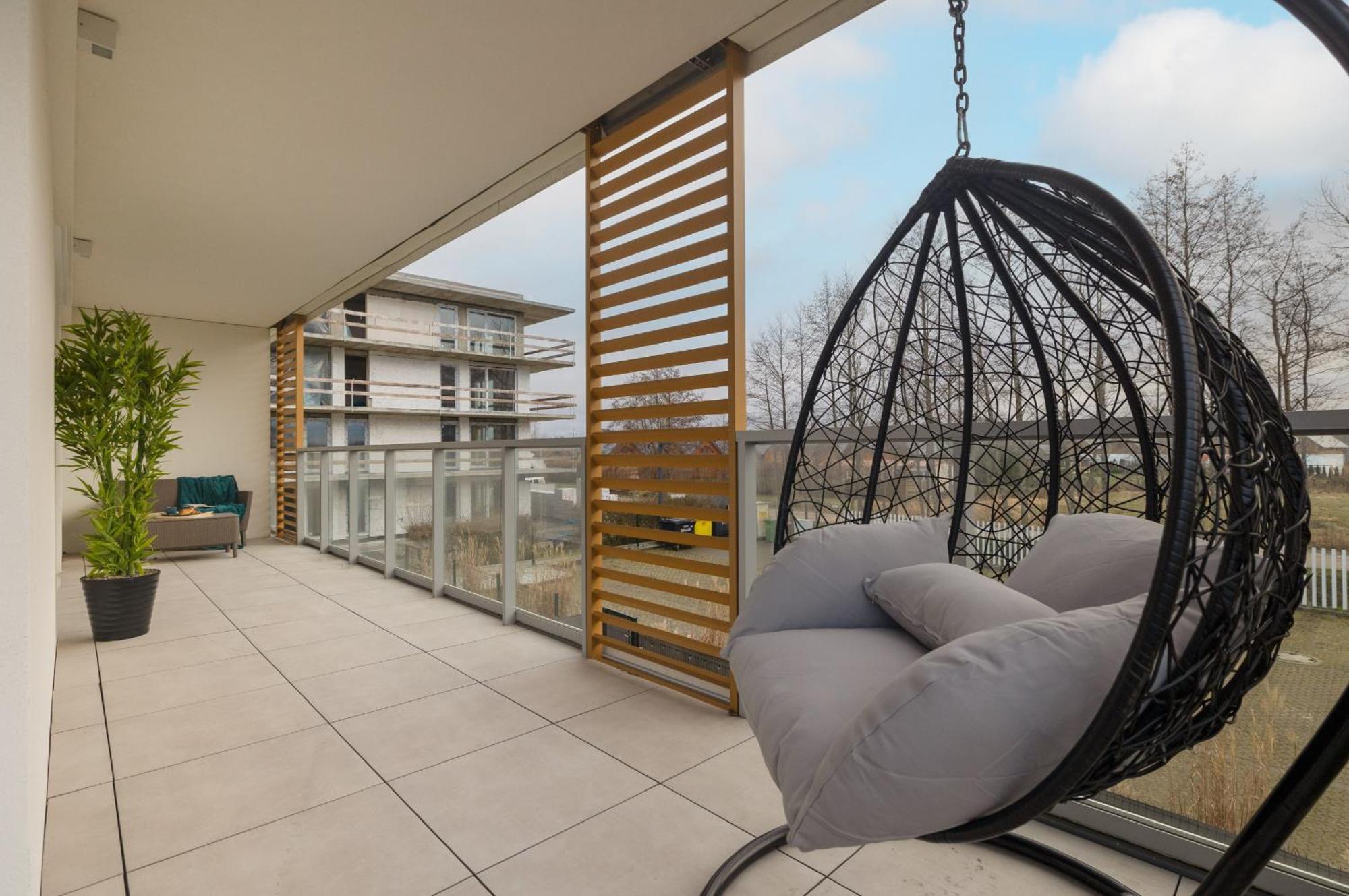 Apartment Coast With Large, Furnished Balcony In By Renters *